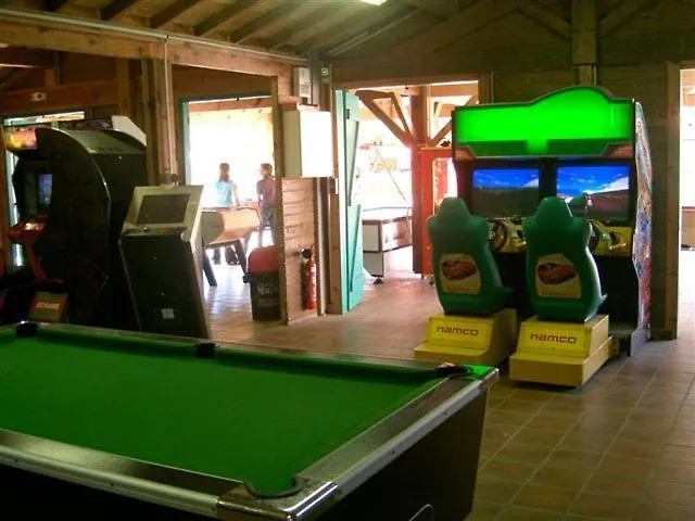 营地 Les Vignes 利和米克斯