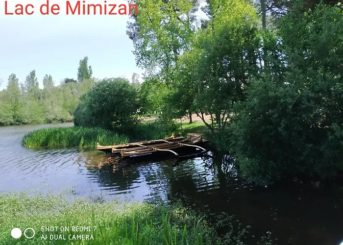 营地 Les Vignes 5*