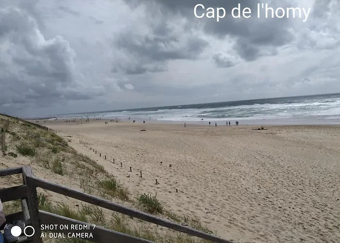 营地 Les Vignes 5*